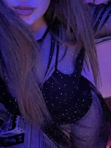 Юна